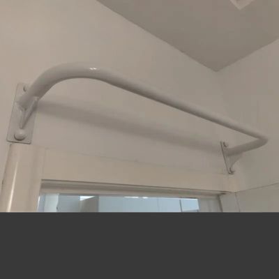 barre traction courbe vissable